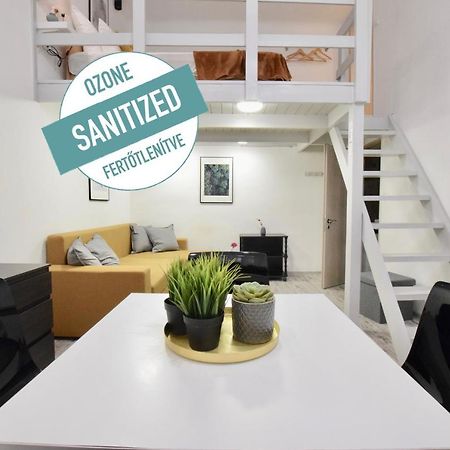 Standard Apartment By Hi5 - Akacfa 59 Budapest Luaran gambar