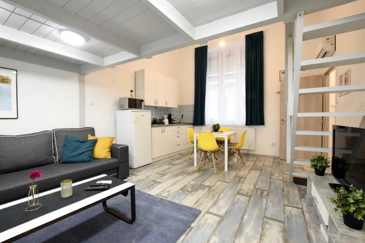 Standard Apartment By Hi5 - Akacfa 59 Budapest Luaran gambar