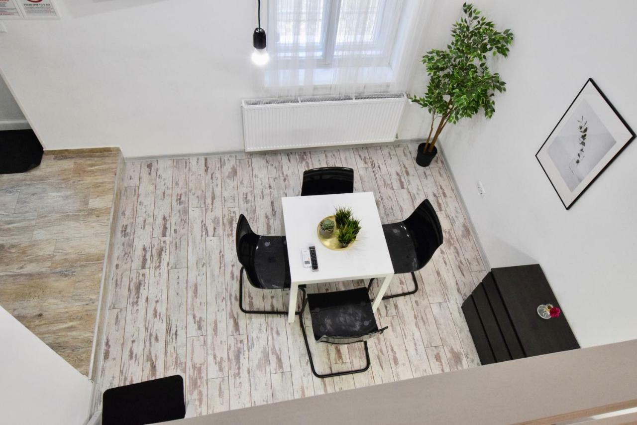 Standard Apartment By Hi5 - Akacfa 59 Budapest Luaran gambar