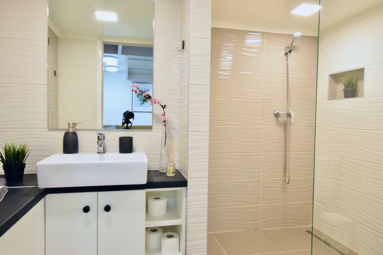 Standard Apartment By Hi5 - Akacfa 59 Budapest Luaran gambar
