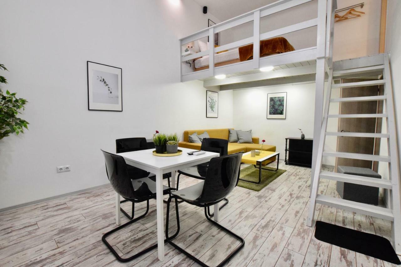 Standard Apartment By Hi5 - Akacfa 59 Budapest Luaran gambar